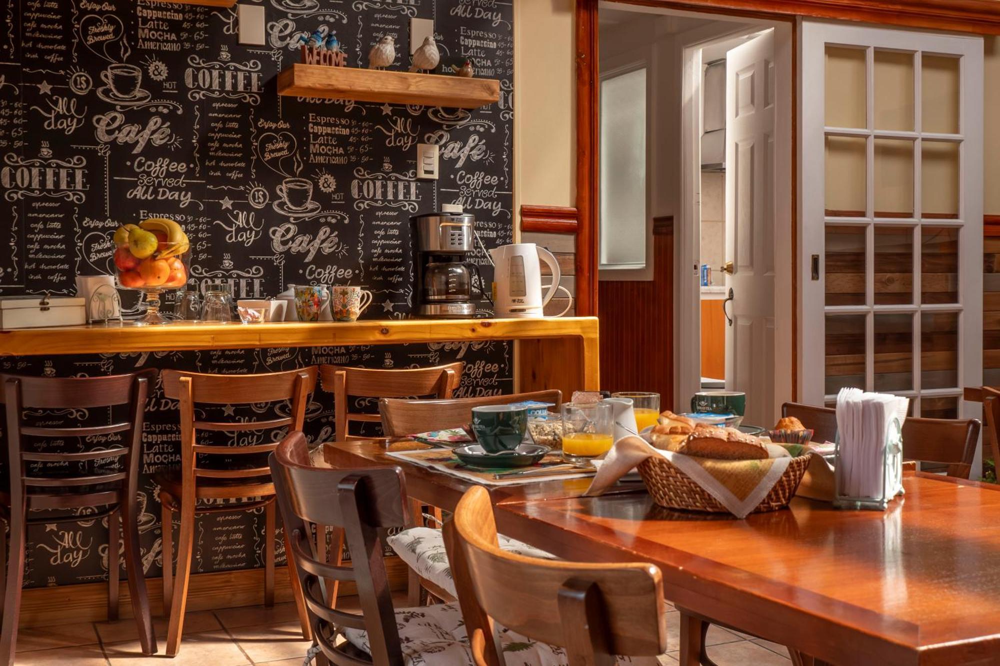 Albatros Hotel 3*